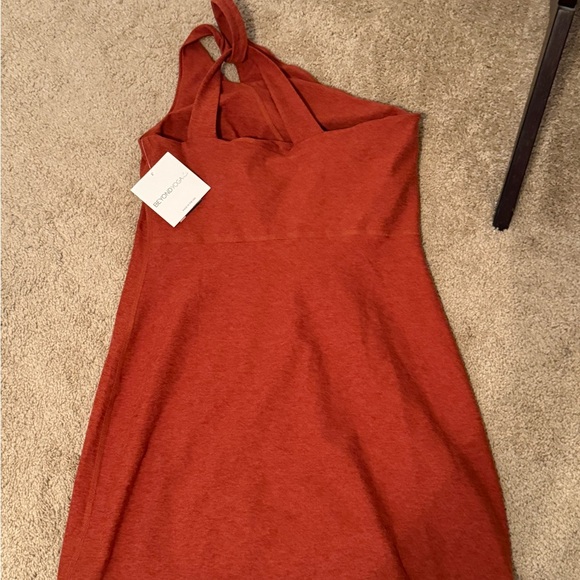 One-Shoulder Burnt Orange Dress - Picture 3 of 4